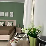 לינה וארוחת בוקר Alessia סן קטלדו