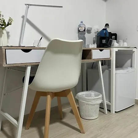 Oda ve Kahvaltı Alessia 4*
